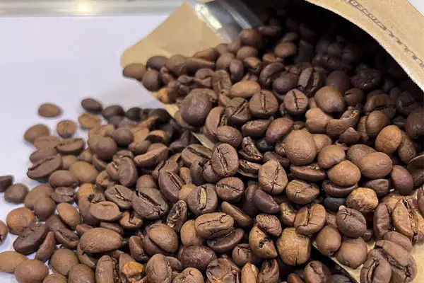 قهوه اوگاندا کافئین بالا=Alt