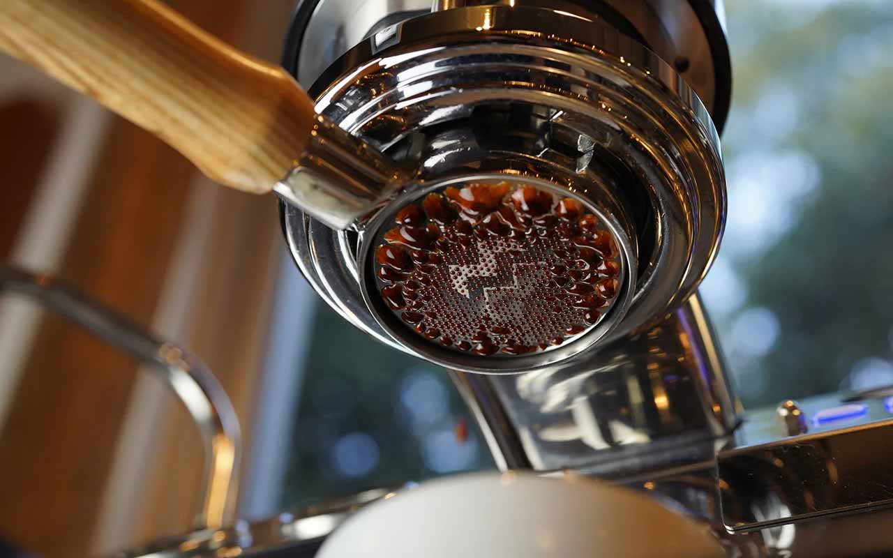 قهوه با کرمای بالا=Alt